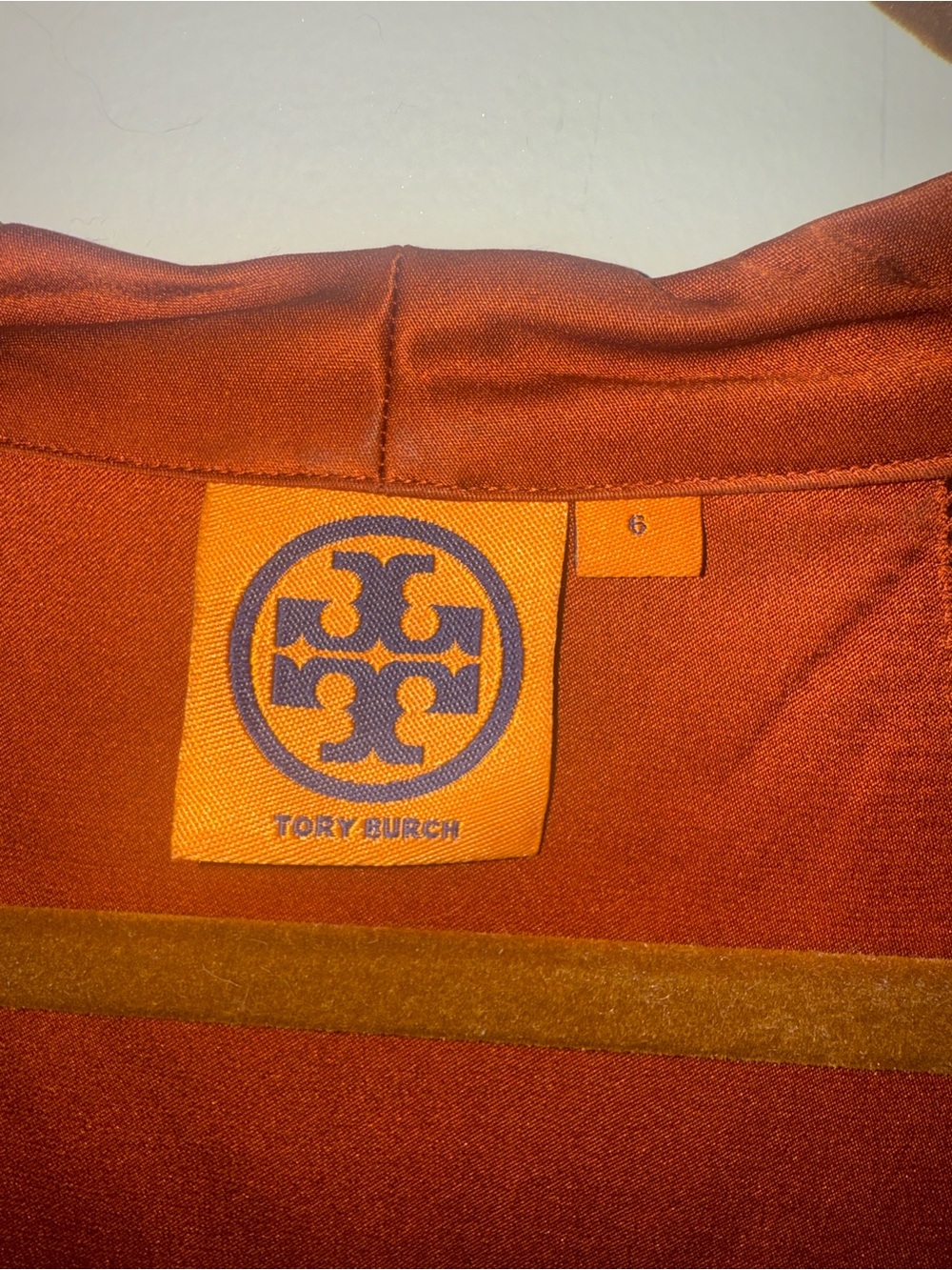 Tory Burch Burnt Orange Satin V-Neck Sleeveless Top - Picture 2 of 4